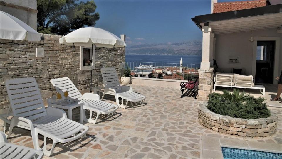 Villa Aries Supetar Luaran gambar